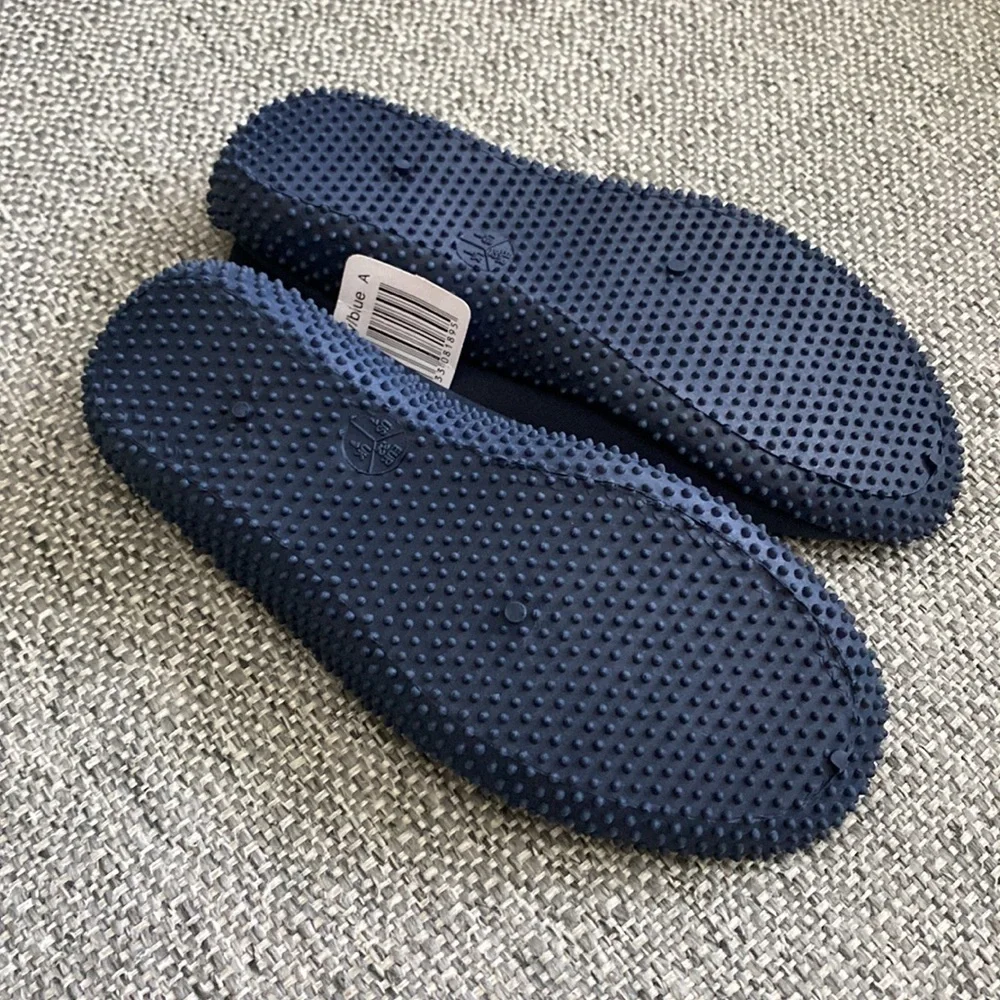 NEW NWT Pepperts Size 1 Kid's Plain Water Shoes, Navy